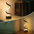 Lampe de table minimaliste LED moderne