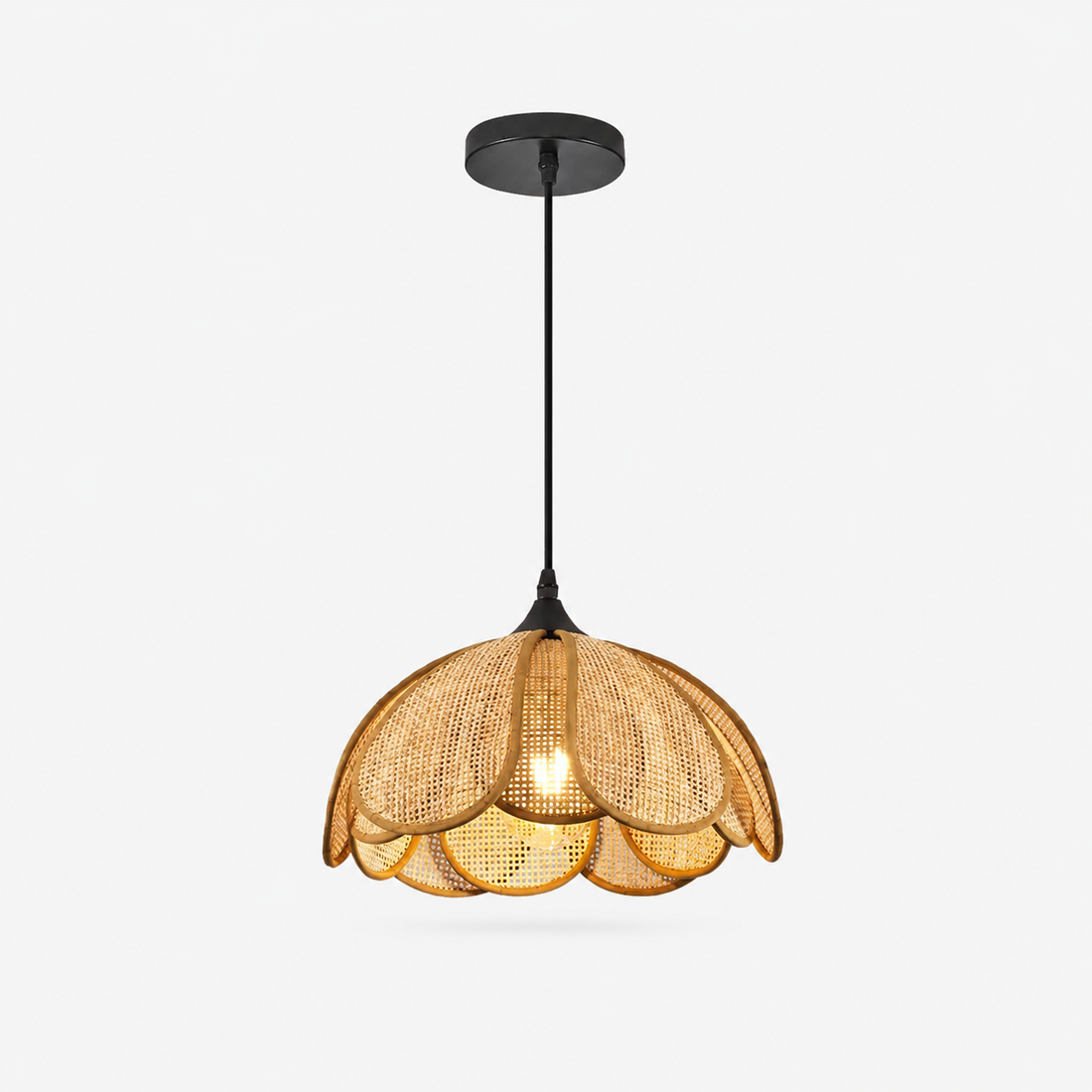 Lustre moderne en rotin naturel