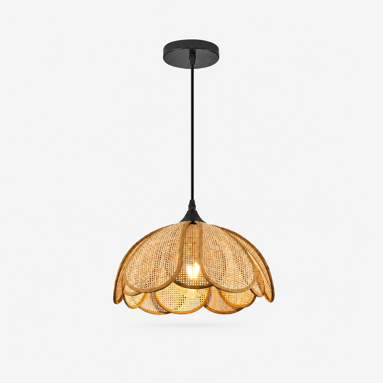 Lustre moderne en rotin naturel