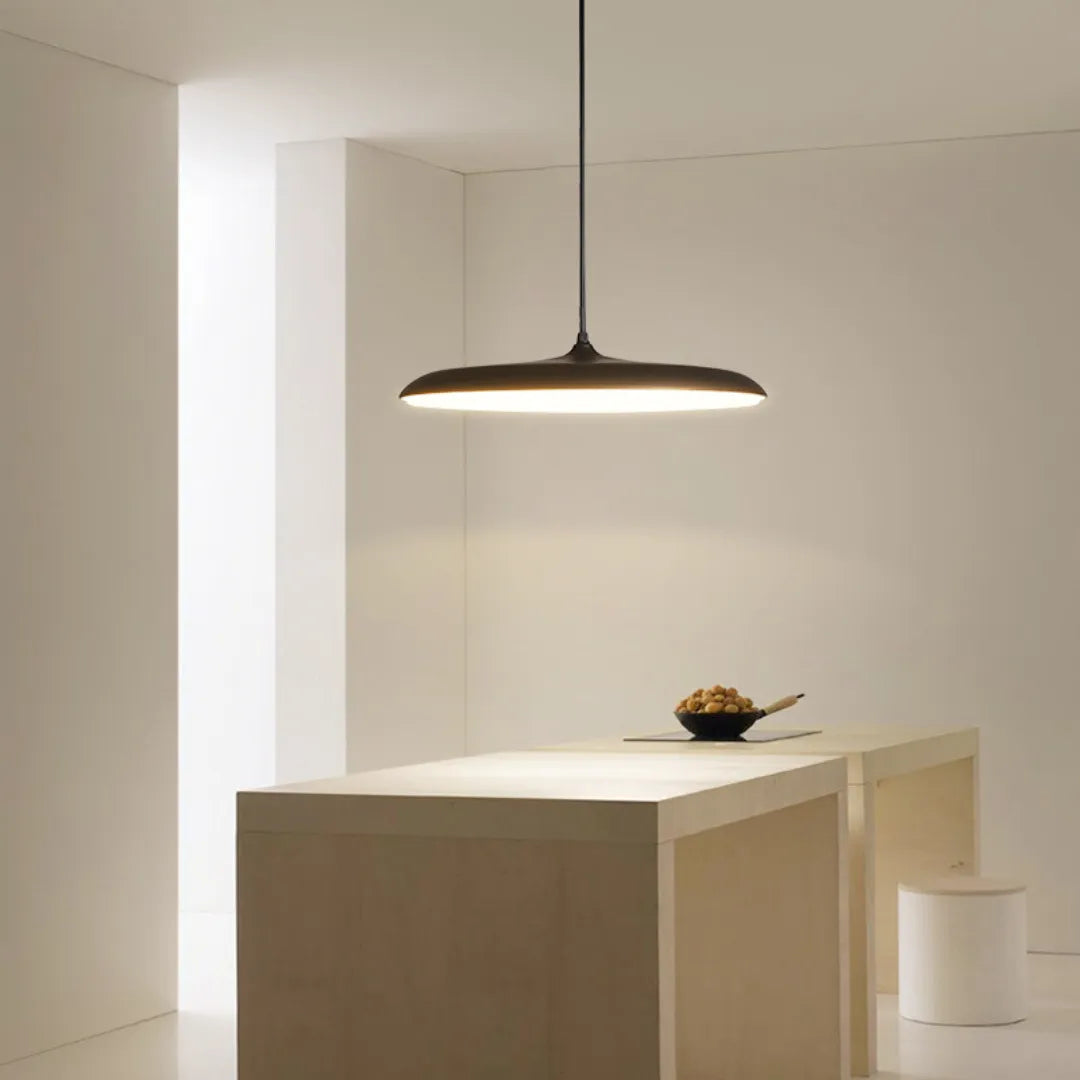 Suspension moderne en aluminium avec LED